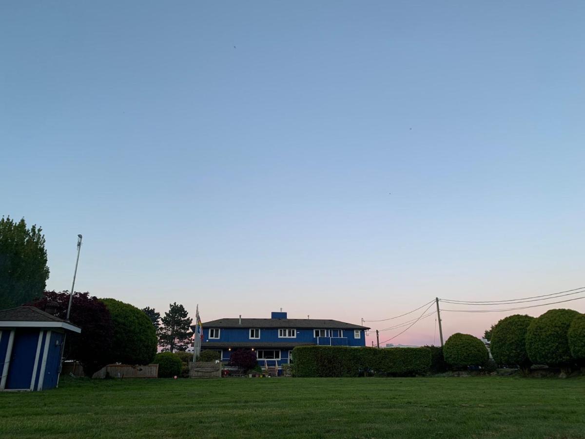 Metchosin Beach House ビクトリア エクステリア 写真